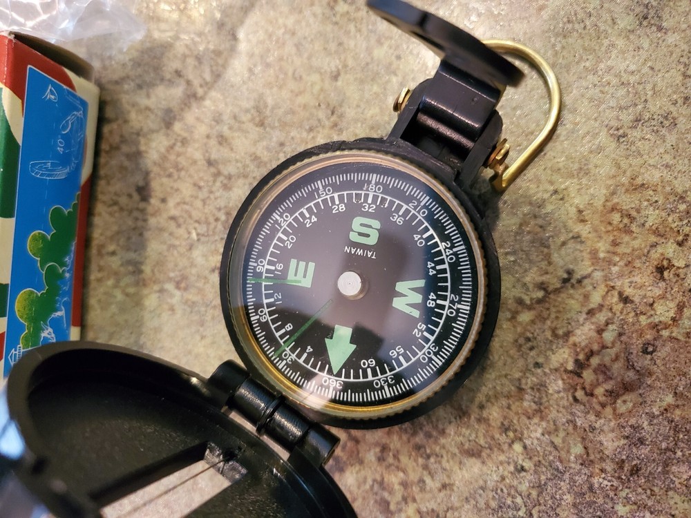 LENSATIC Engineer Directional Plastic Compass New NIB