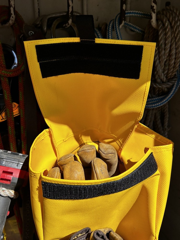 Primary Glove Bag Yellow w/ Flag