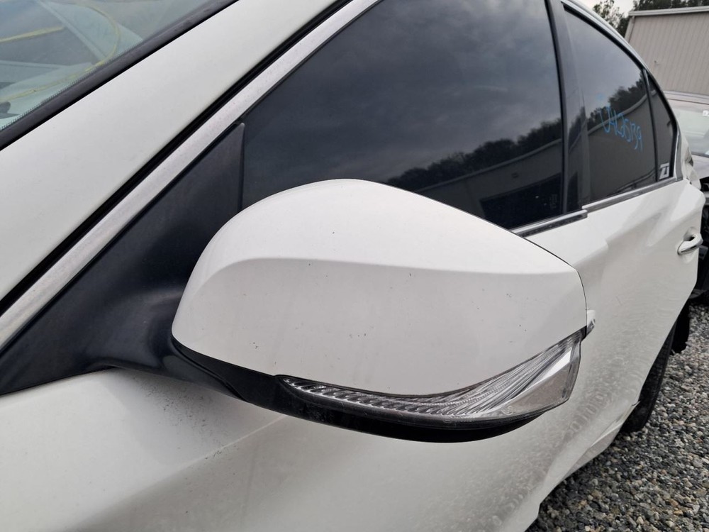 Q50 2014 Glove Box 4892284