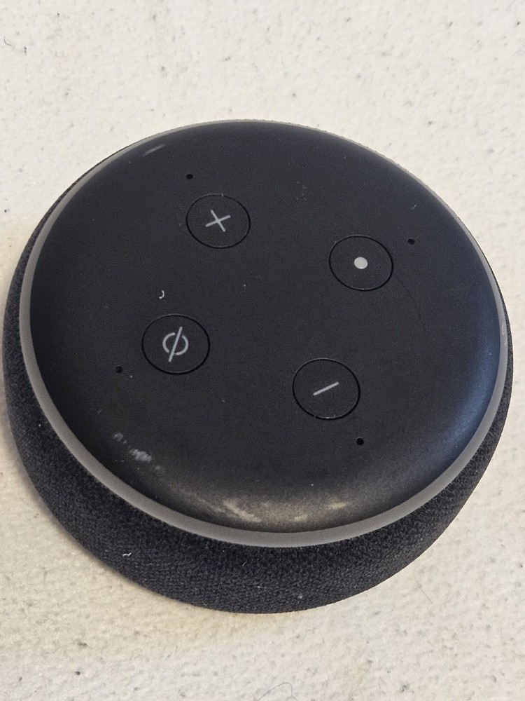 Amazon Echo Dot (3rd Generation) Smart Speaker - Charcoal