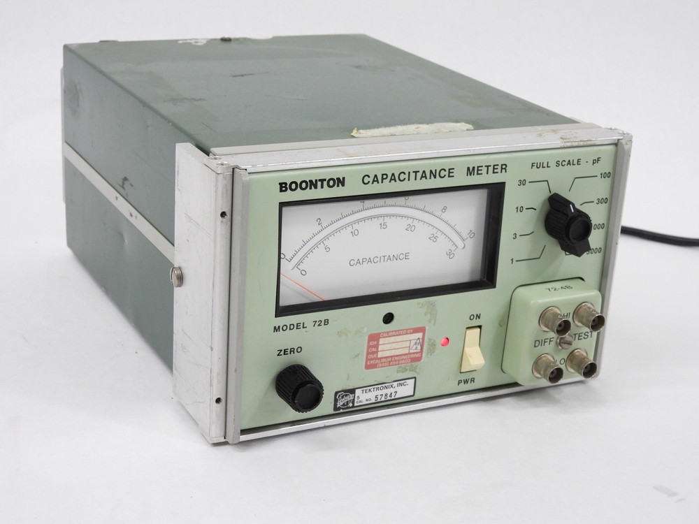Boonton Electronics 72B Capacitance Meter (powers up, meter moves)