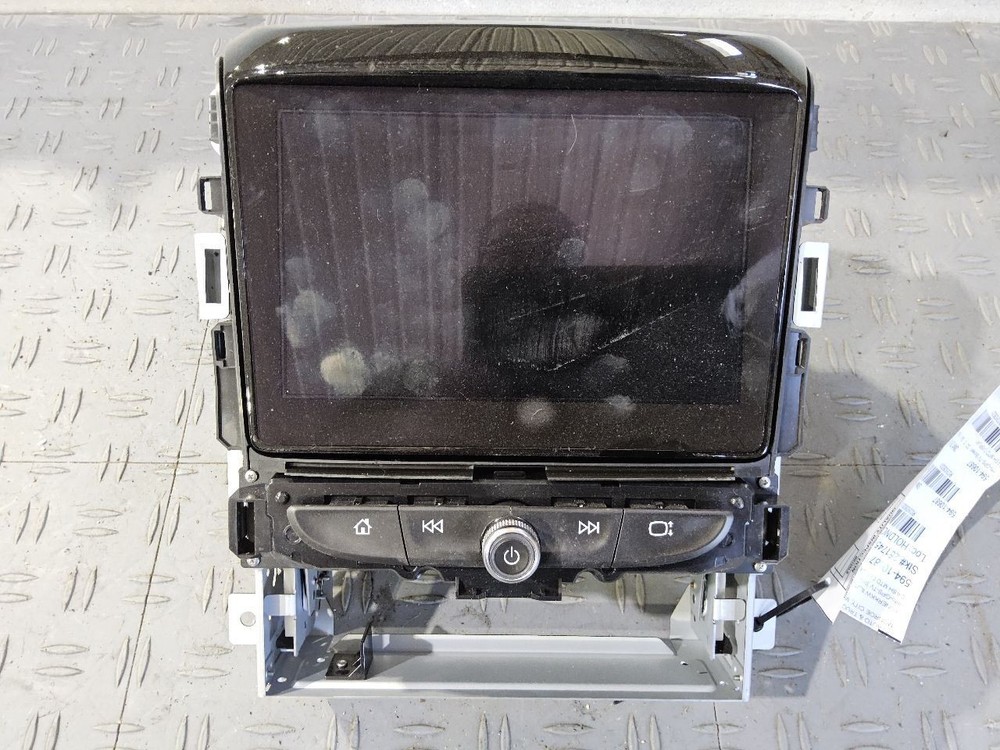 2020-2024 TRAVERSE 8" Dash Mounted Display Screen Driver Information