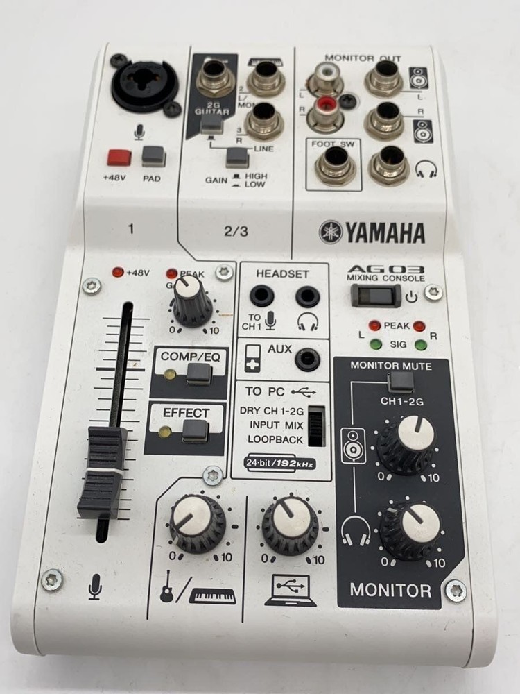 YAMAHA AG03 MIXER Used