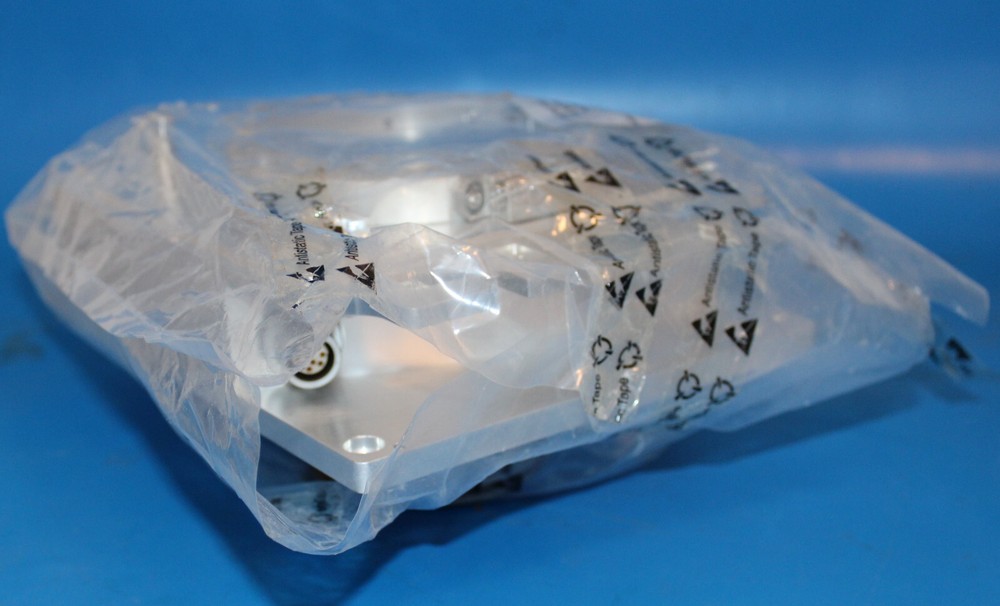 Thermo HCD-SRIG Ion Source Transfer Module + Interface Mounting Bracket Flange
