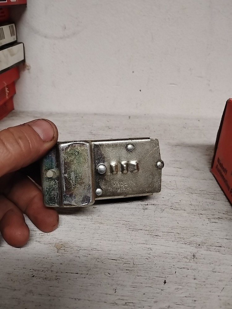 Niehoff FF-147T Niehoff FF147T Headlight switch