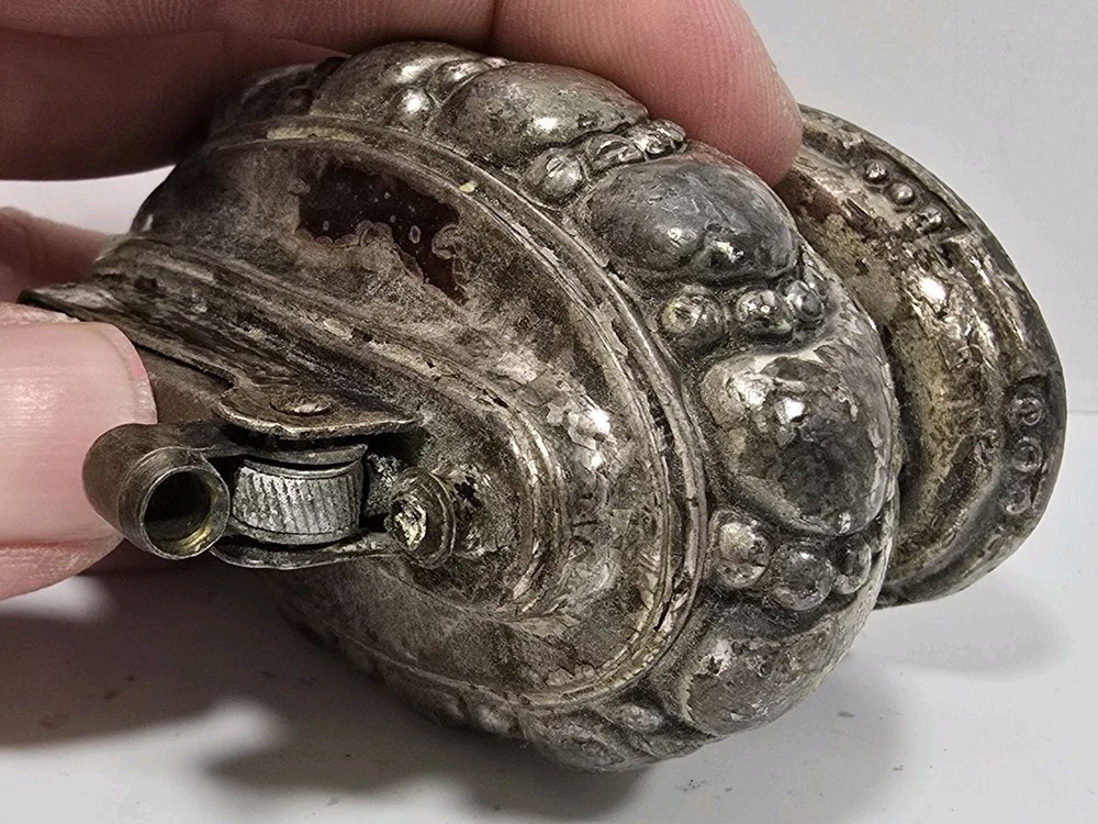 Vintage Ronson Crown Table Top Lighter Silver Plated MCM 19023