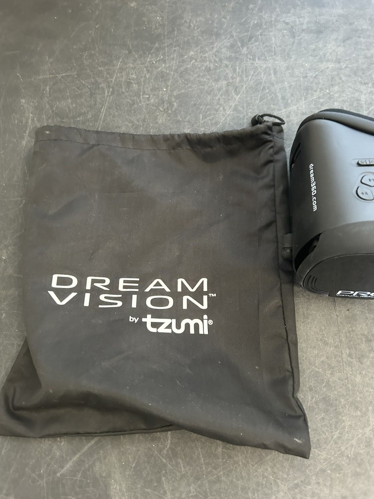 Tzumi Dream Vision Virtual Reality Headset