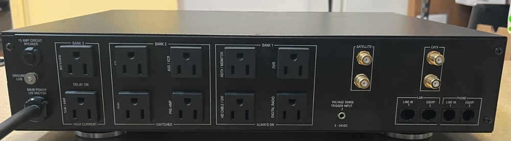 Panamax M5100-EX Surge Protector 11-Outlets Power Conditioner (MPP019820)