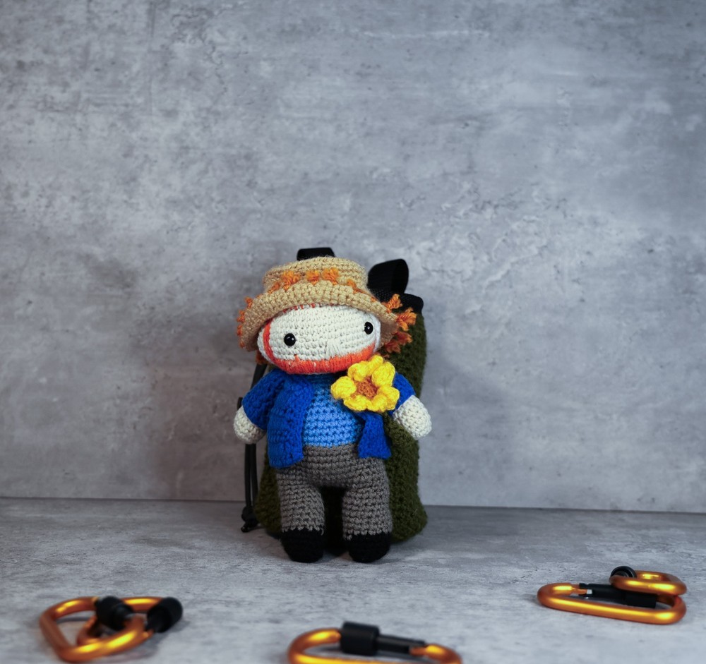 Crocheted Van Gogh – Handmade Chalk Bag for Climbing