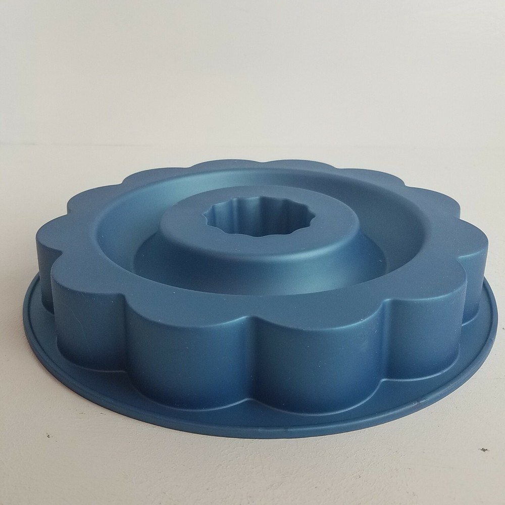 9" Round Decorative Silicon Bake Models