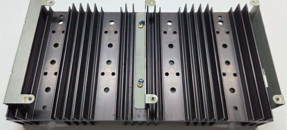 Marantz 1180DC Driver Heatsink with output screws