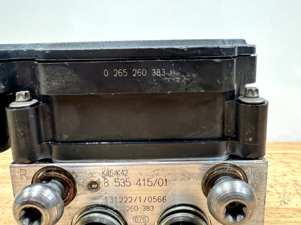 2012-14 BMW S1000RR ABS Brake Servo Controller Control Unit 2265106464