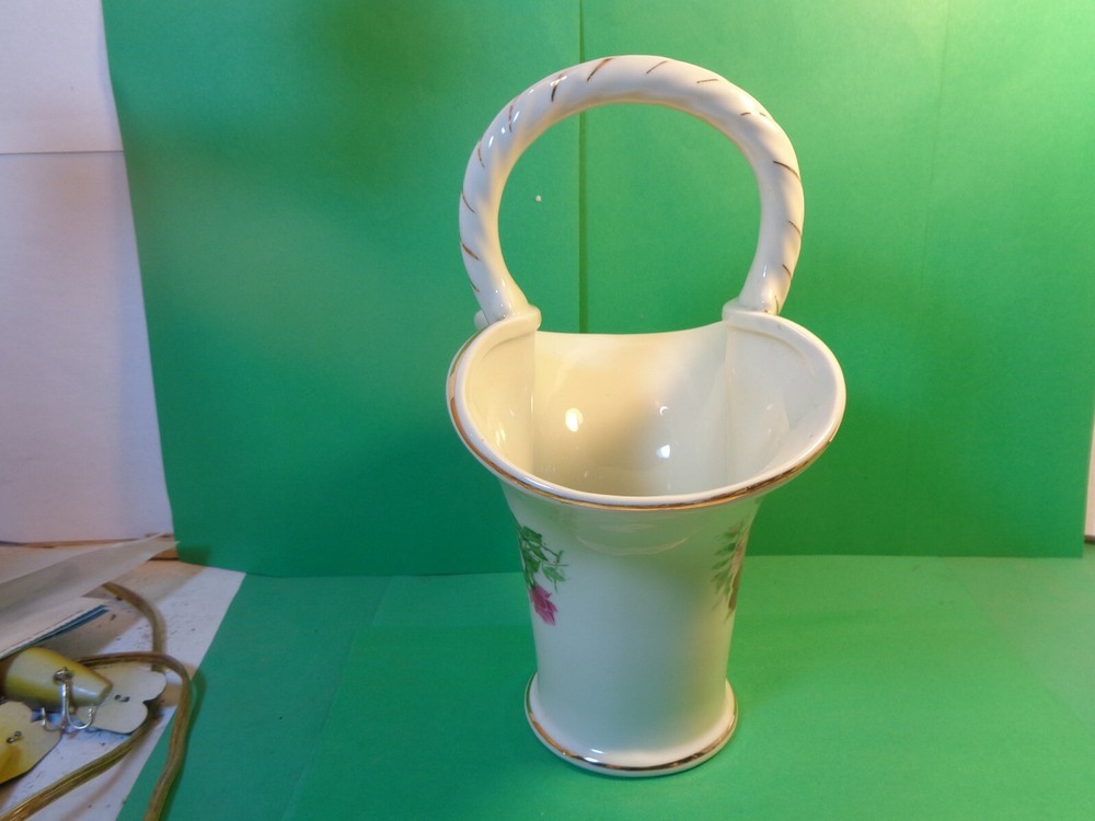 Formalities Floral Pattern Vase w/Handle, Baum Bros.(Used/EUC)