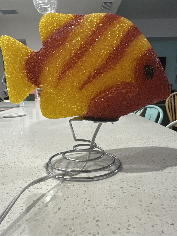 Vintage Fish Plastic Popcorn Lamp Night Light Red Yellow Fish