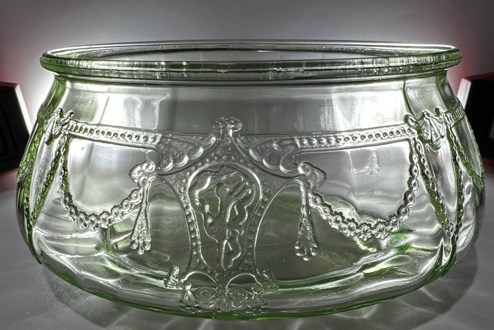 Anchor Hocking Candy Dish Cameo Pattern BASE ONLY NO LID 1930s Vaseline