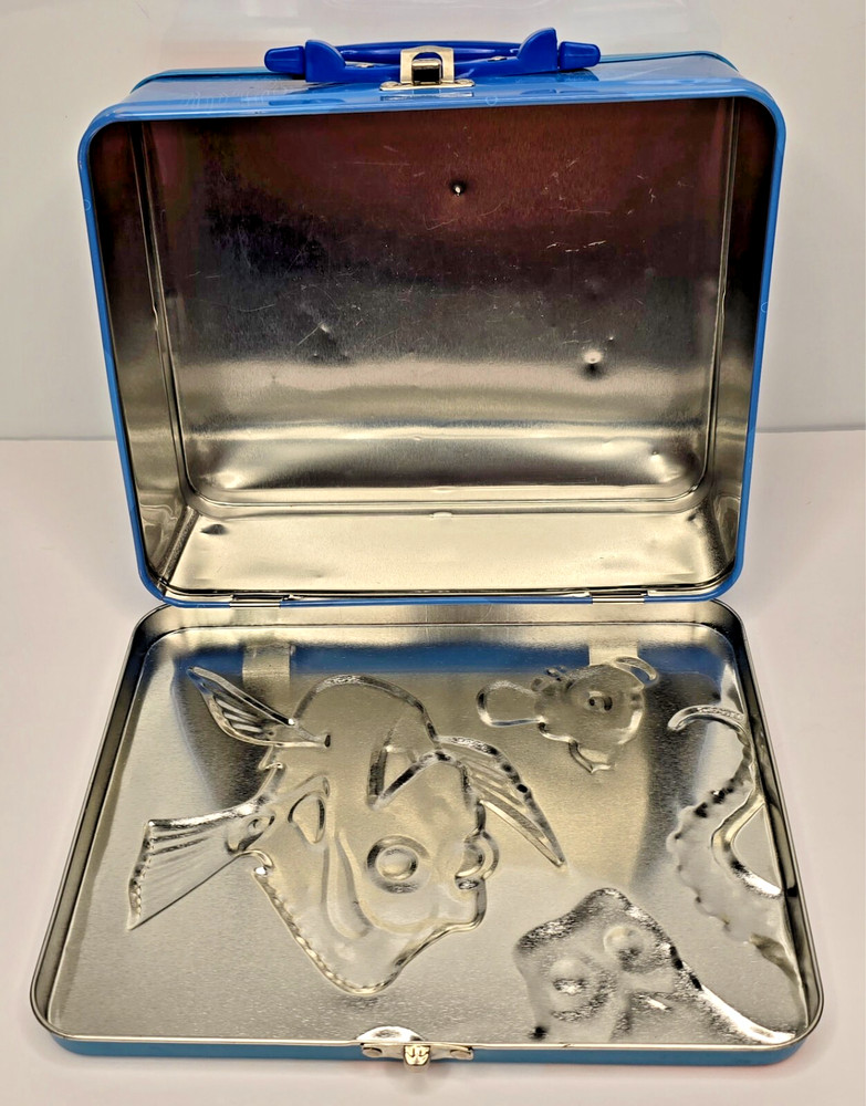 Disney Pixar Finding Dory & Nemo Metal Lunch Box EUC