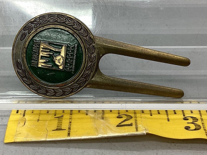 JAL Big Apple Classic Golf Divot Tool
