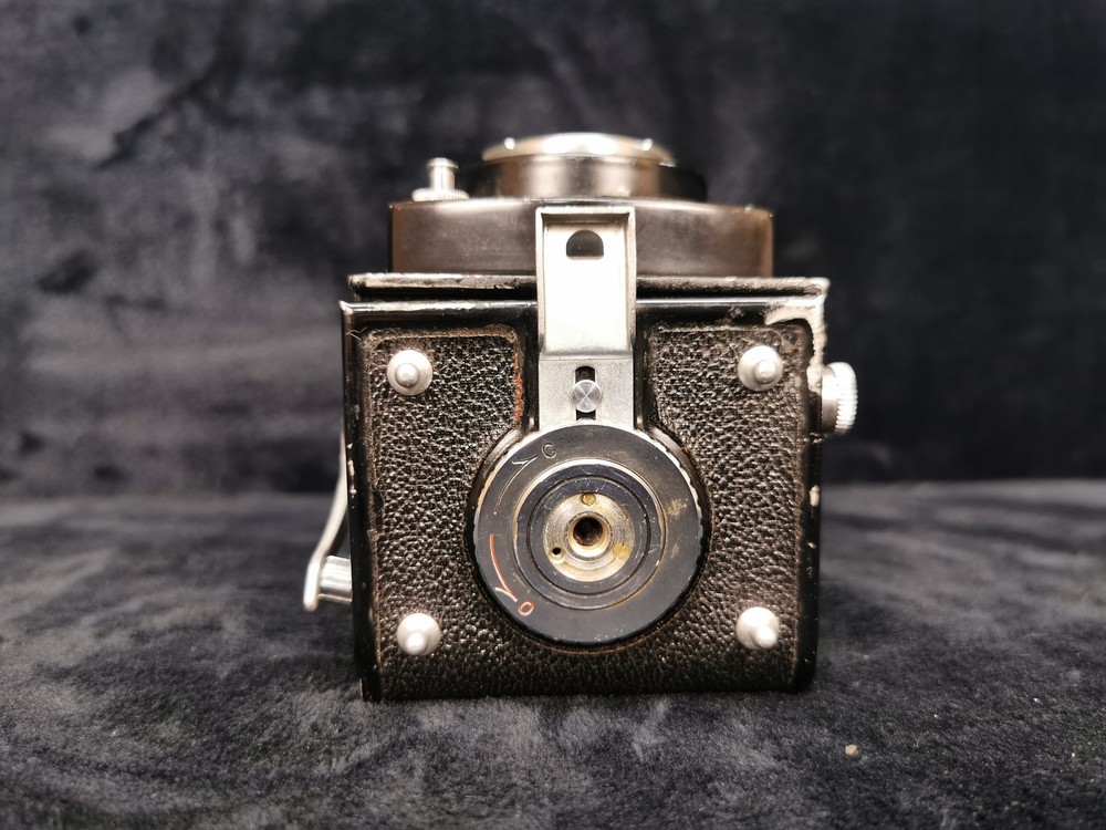 Vintage Yashica-Mat Model Copal MXV Camera