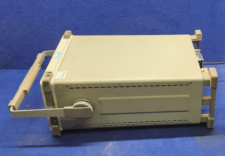 HP HEWLETT PACKARD 8593A OPTION 026 SPECTRUM ANALYZER