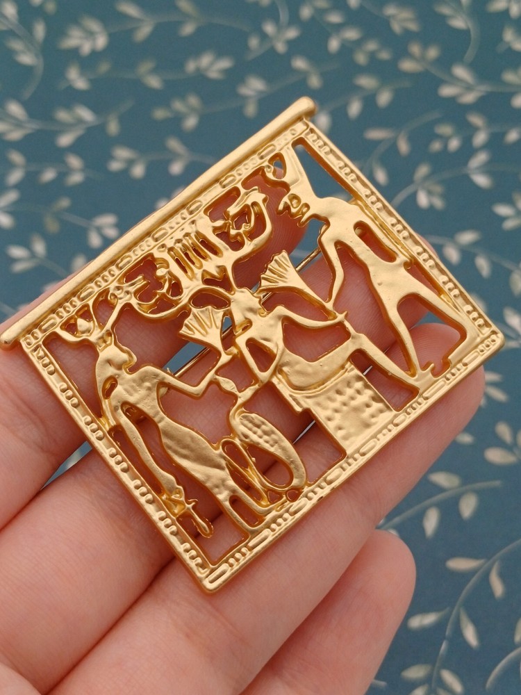 New Egyptian Style Gold Tone Openwork Pharaoh Figure Brooch