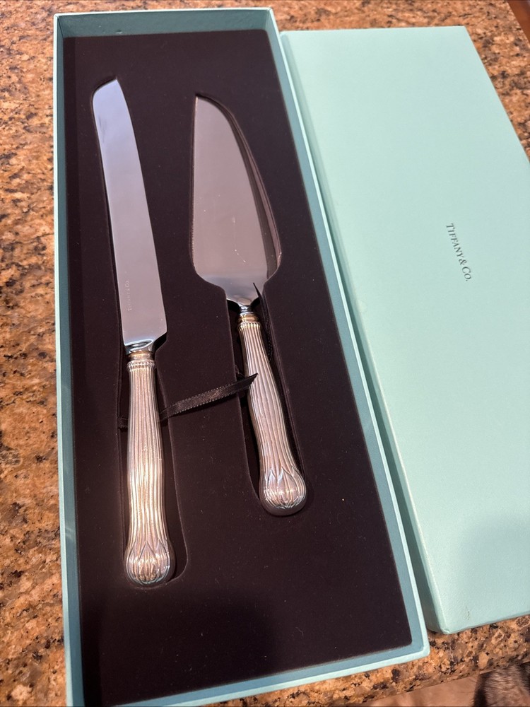 Tiffany & Co. Lotus Pattern Sterling Silver Wedding Cake Serving Set