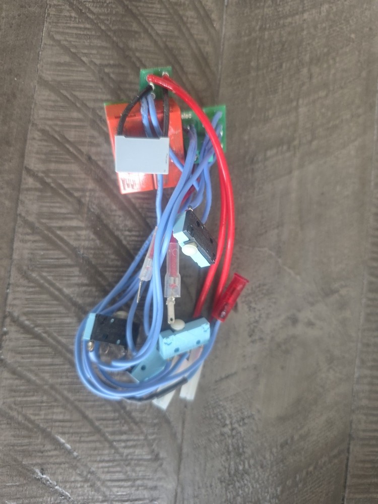 Dynamic Mixer Microswitch Interuptor  115 Volt  2003.1