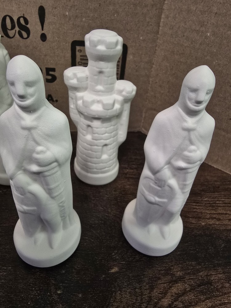 Unpainted Ceramic Bisque, Crusades Chess Set 32pc set