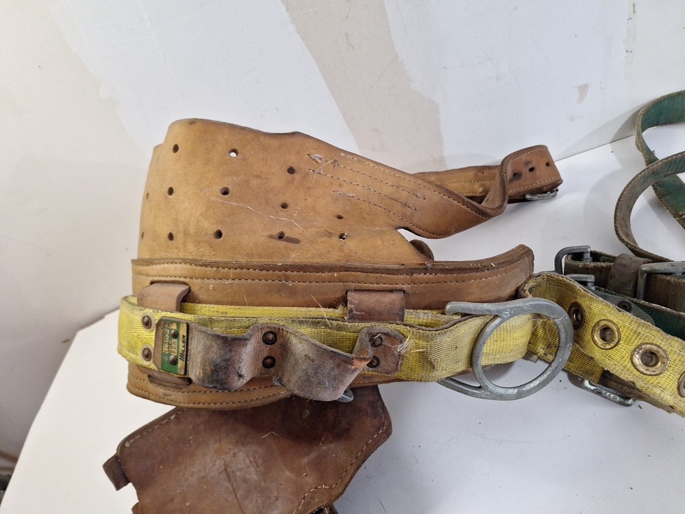 Lineman's Tree Climbing Pole Miller Belt Tool Holder