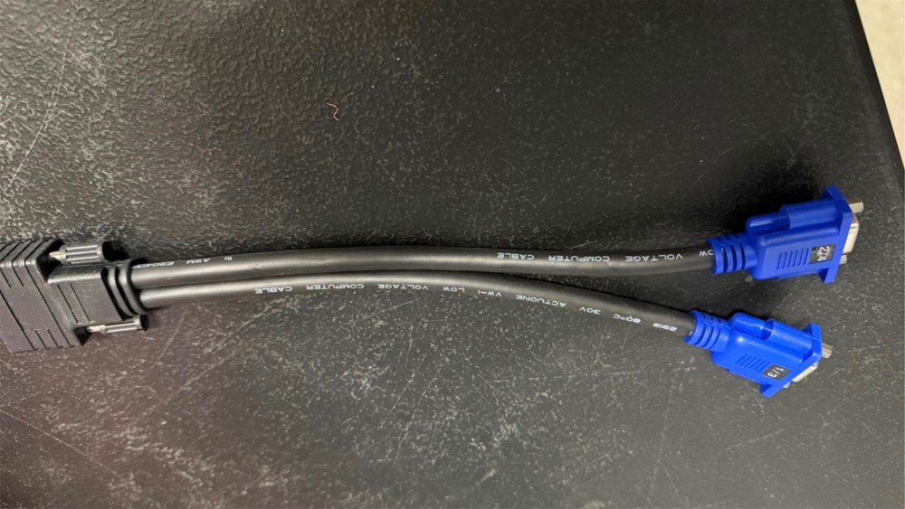 Acutone 29192 VGA Splitter Cable