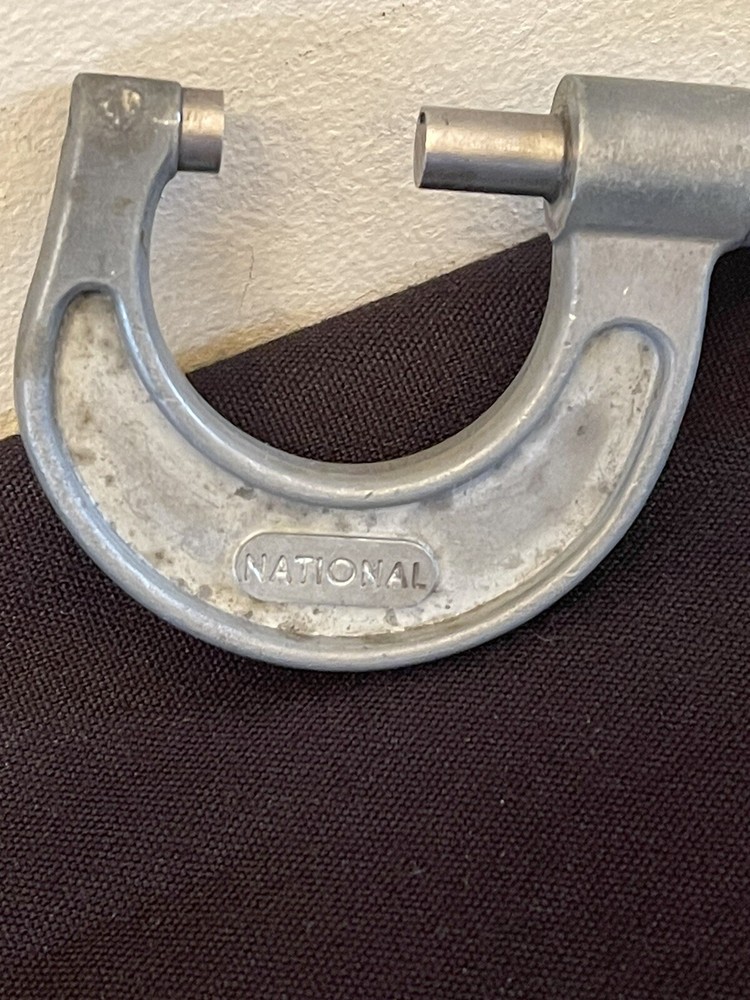~ VINTAGE NATIONAL 0-1'' OUTSIDE MICROMETER ~