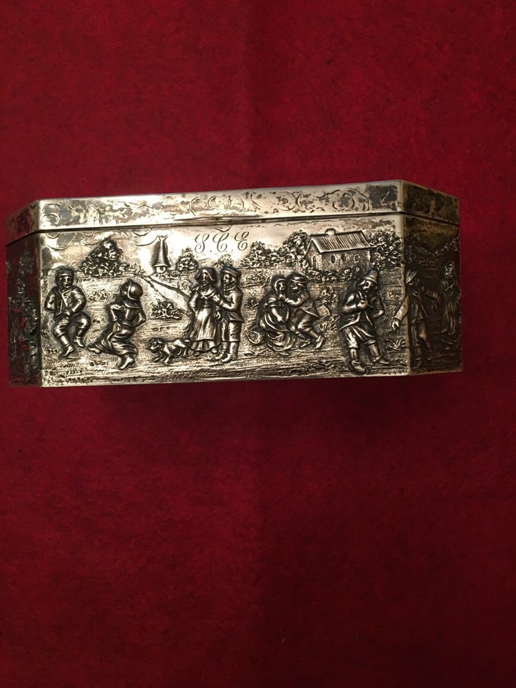 Antique .800 Silver Repousse Dutch/German Trinket Box