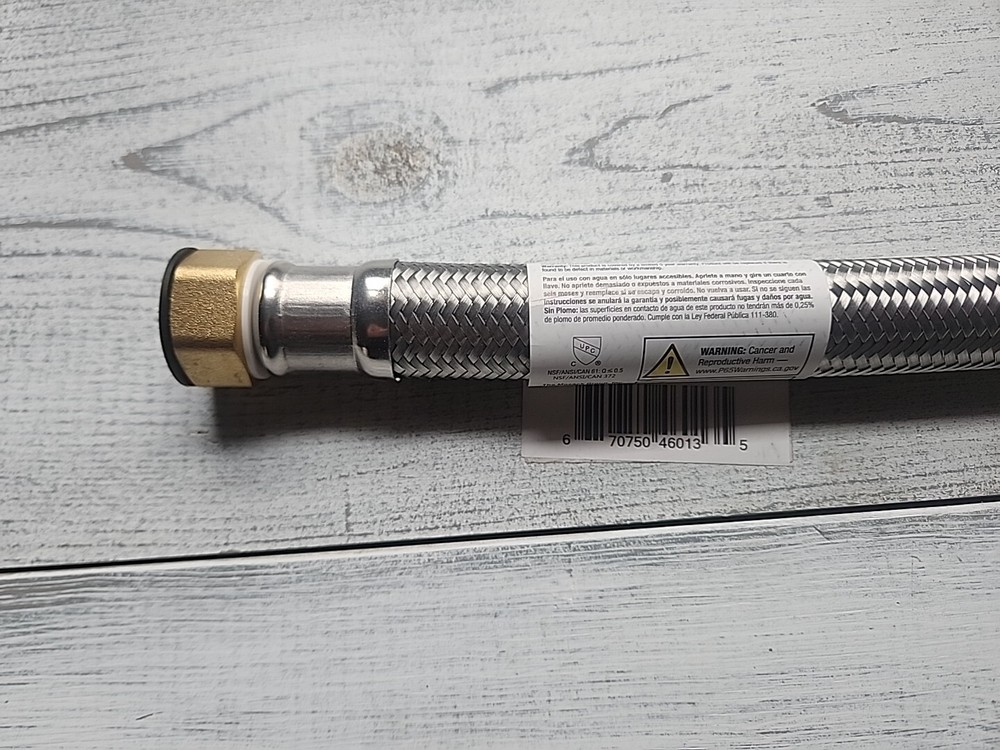 Apollo 18" 3/4- FIP In x 3/4" FIP Out Stainless Steel Water Heater Connector NEW