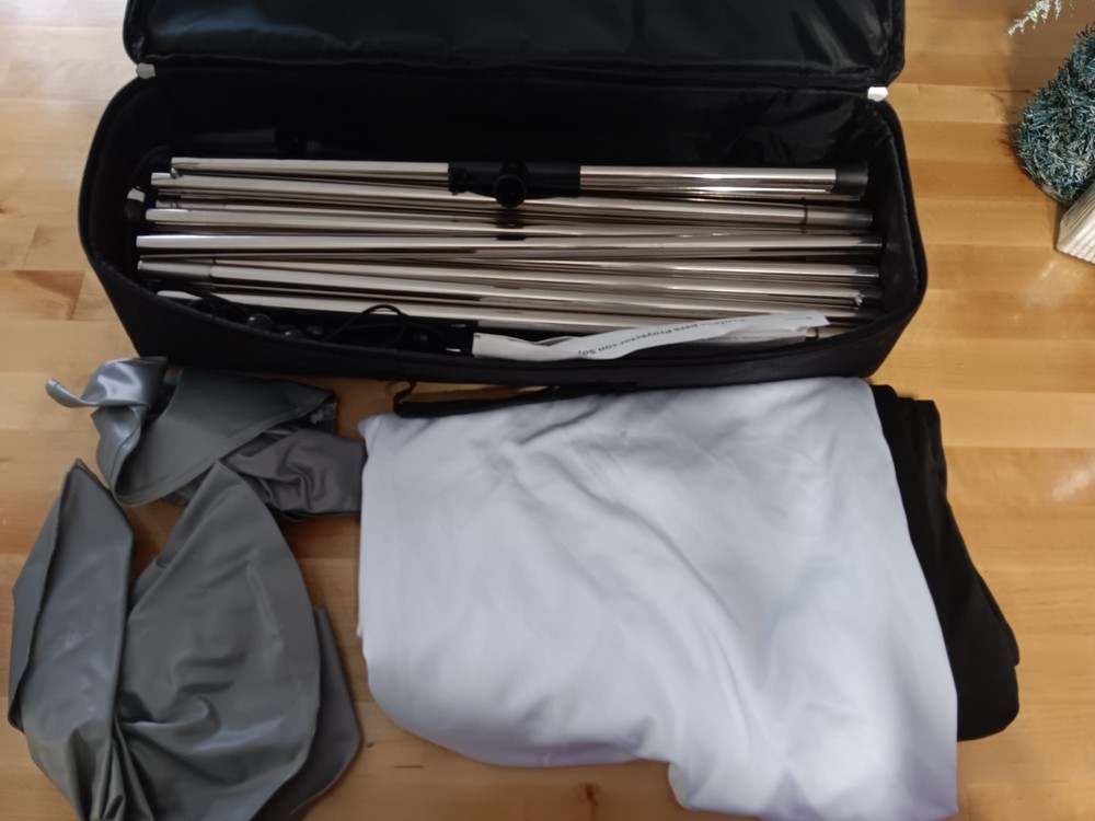 Vankyo 100" inch Projector Screen with Stand Open Box.