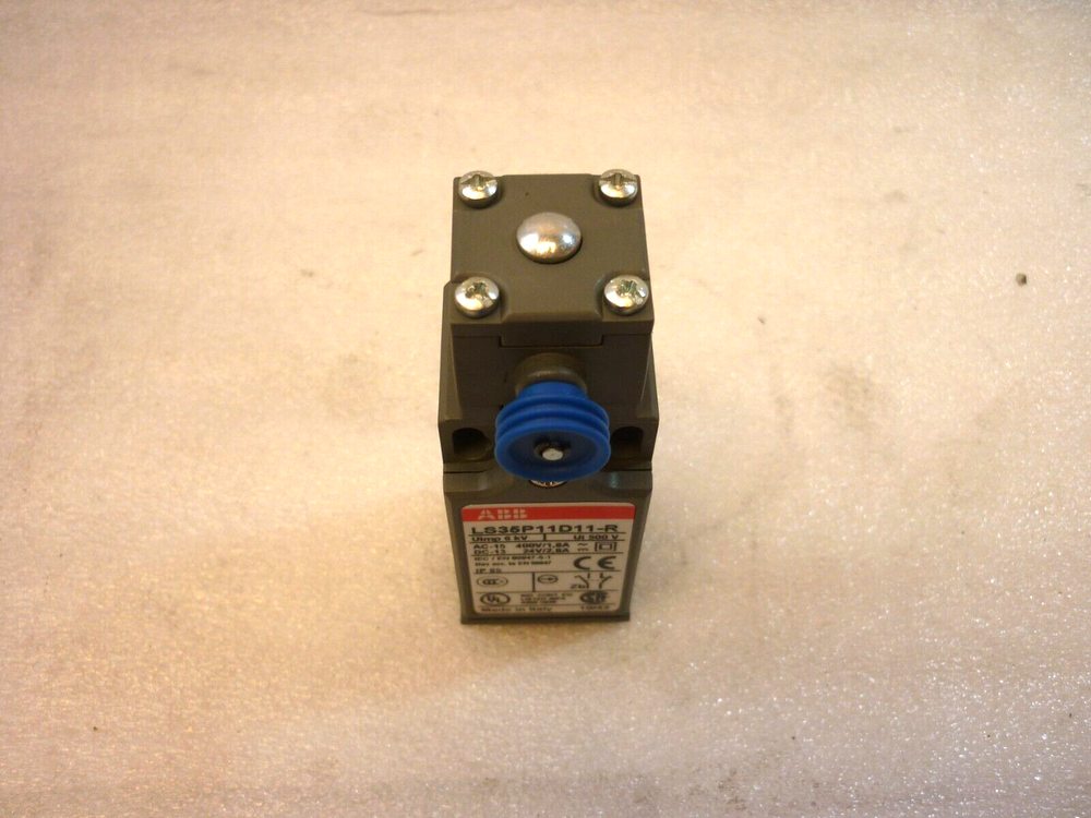ABB Limit Switch, pn LS35P11D11-R