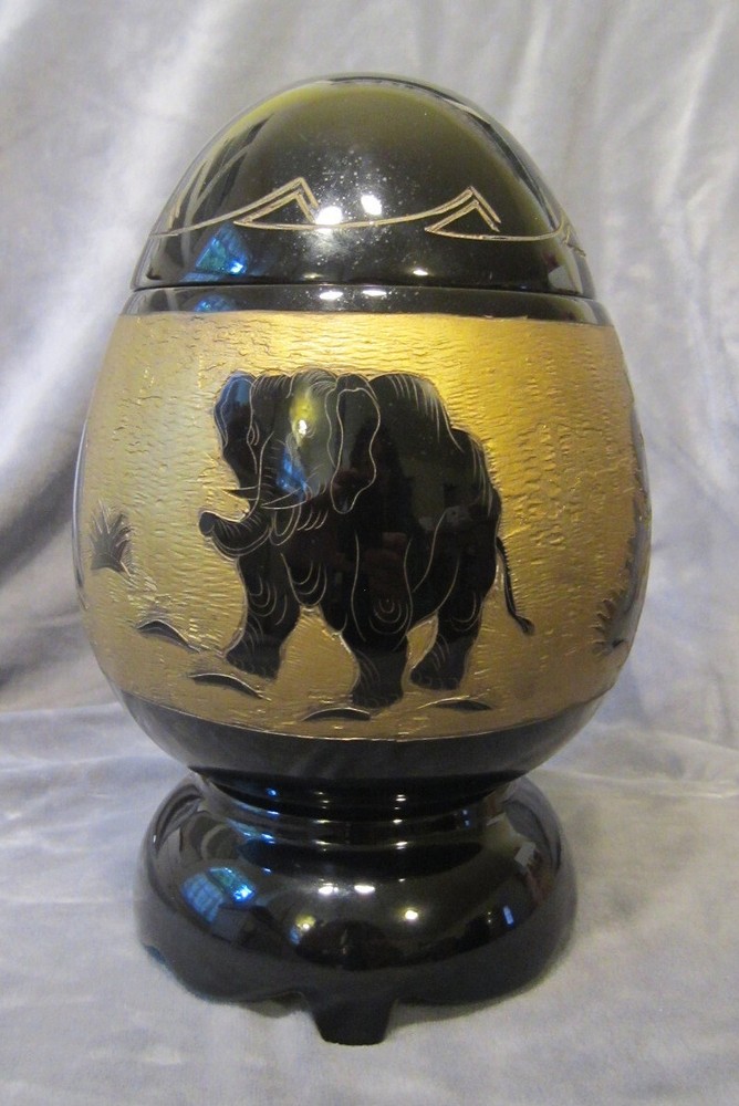 Viet Nam Lacquerware Egg-Shaped Box with Hand-Carved Elephant Design