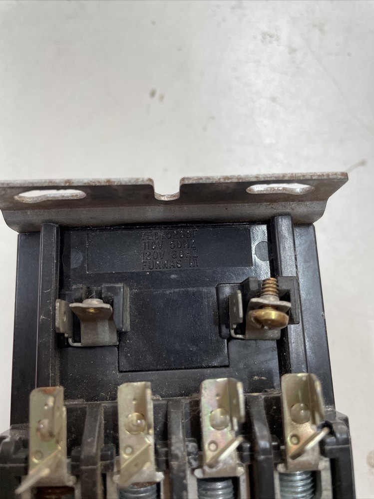 FURNAS 42CF25AF 120V Coil 4 Pole
