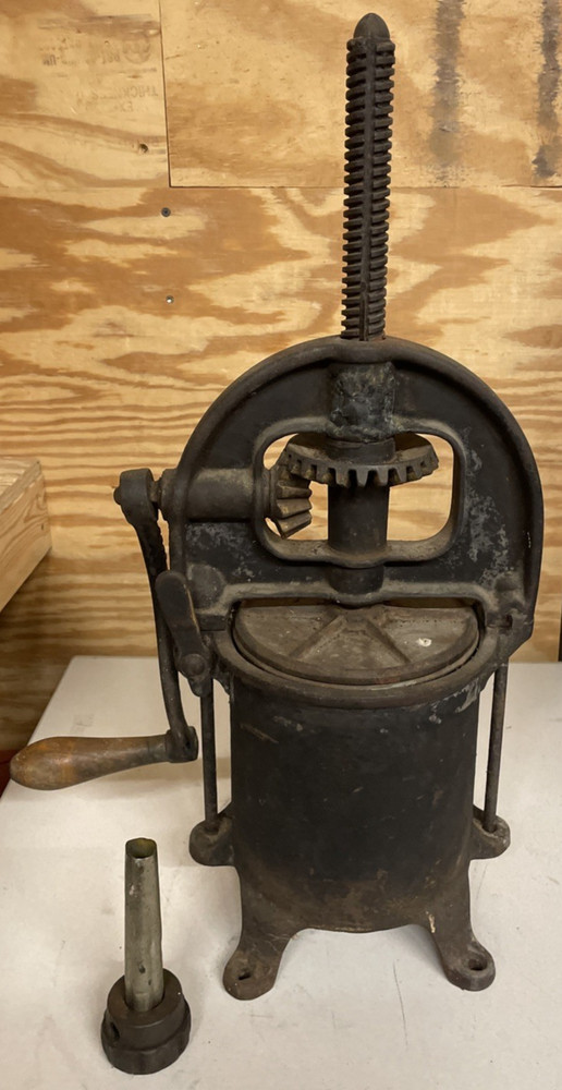 Enterprise MFG Co Cast Iron Maker Usa