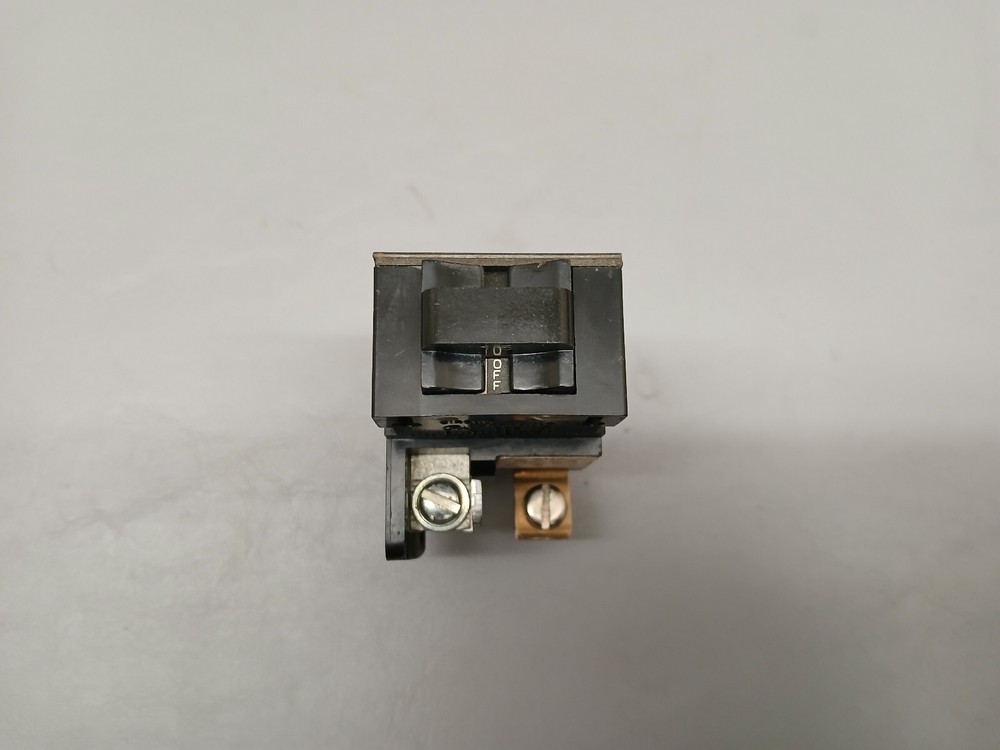 Pushmatic 15 Amp Single Pole Circuit Breaker 15A