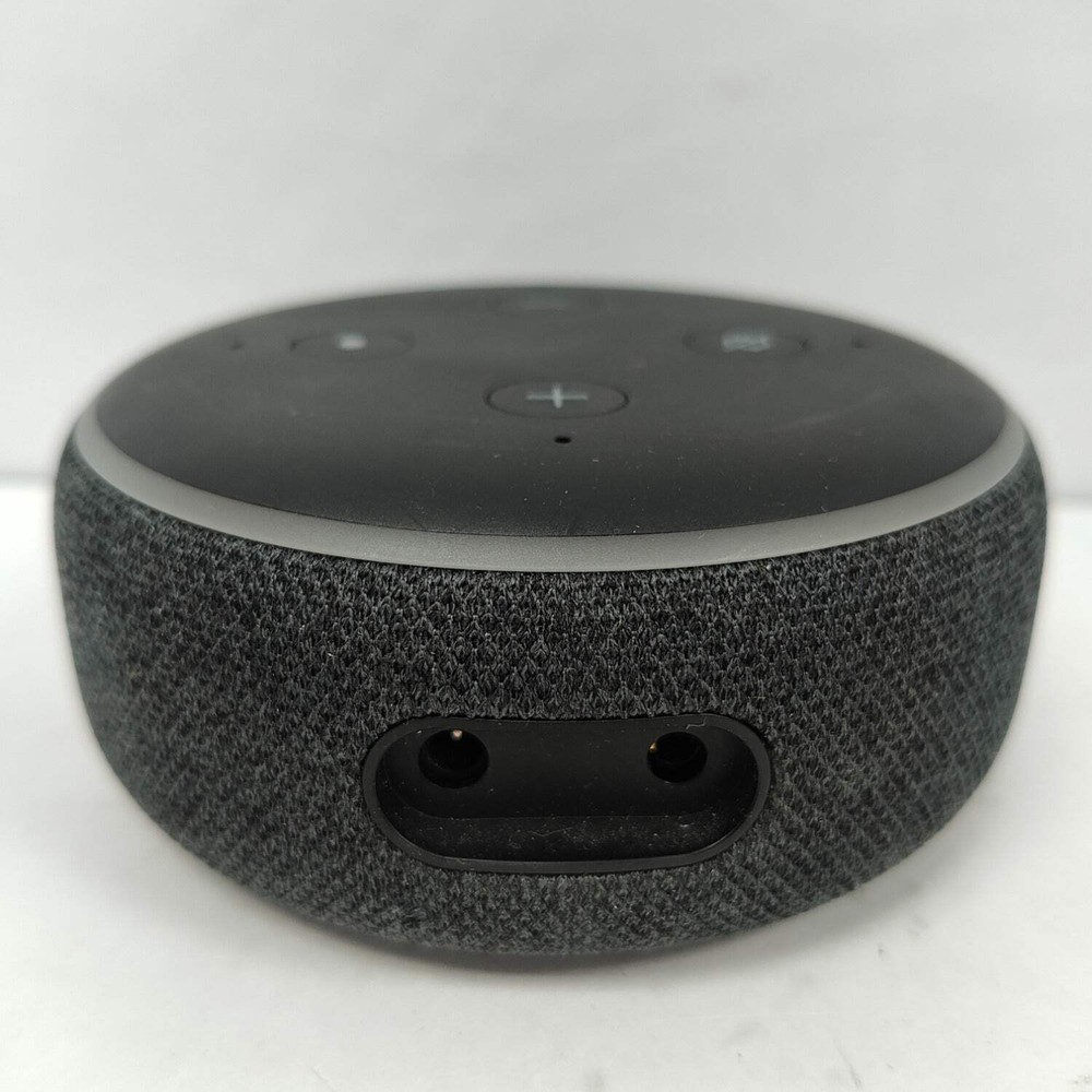 Amazon Echo Dot 3rd Gen Internet of Things (IoT) voice-controlled media device