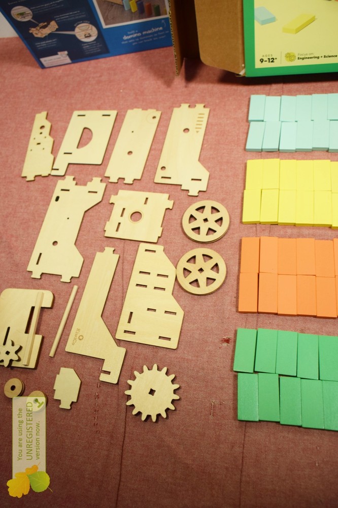 KiwiCo Domino Machine: Educational Science & Engineering Toy