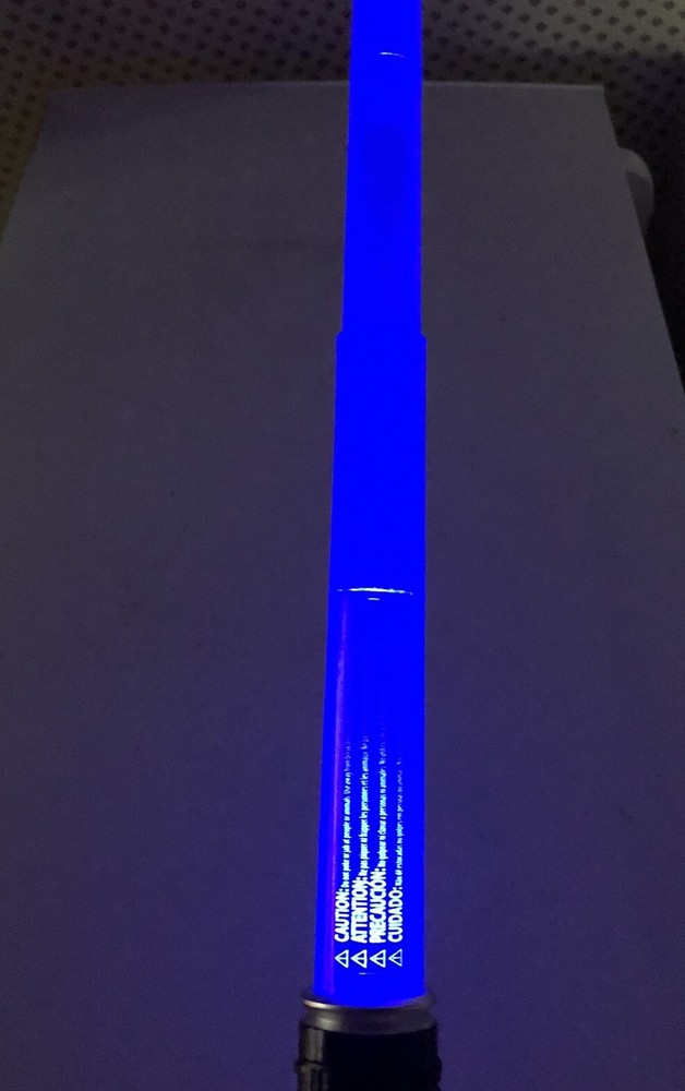 Star Wars Blue Lightsaber 2015 Electronic Sounds And Lights Work *READ*