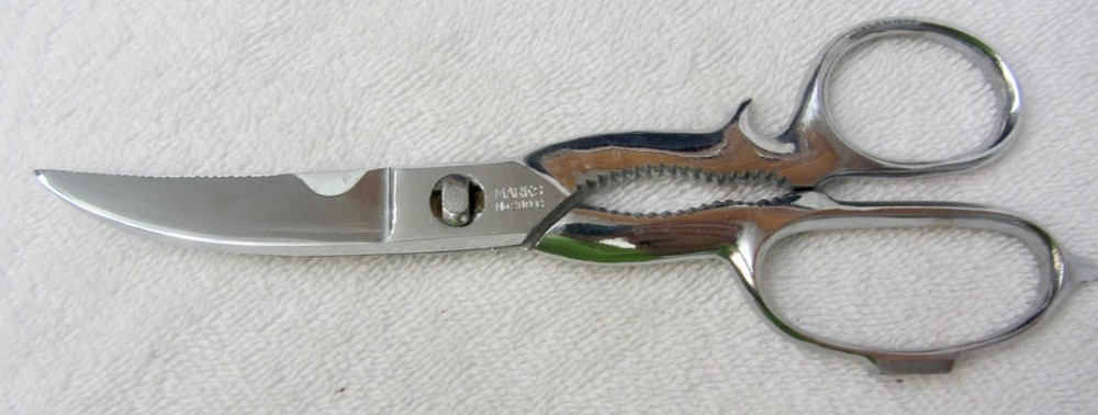 2 MARKS 200 C KITCHEN SHEARS Multi Purpose Scissors Nut Cracker w/ Case Italy
