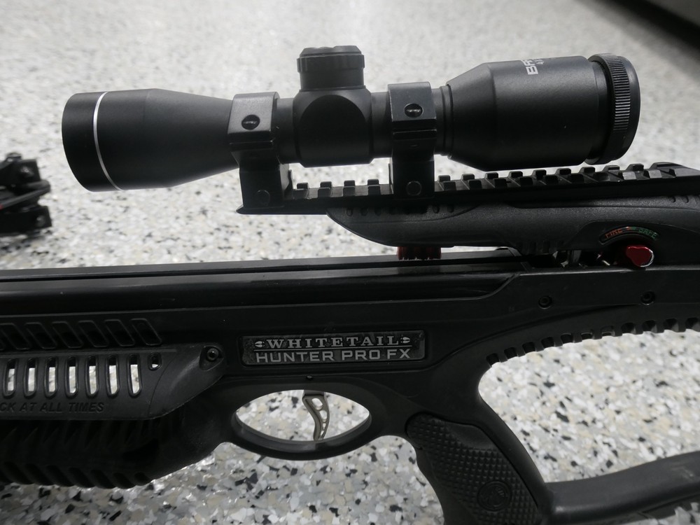 Barnett Whitetail Hunter Pro FX Crossbow W/Case