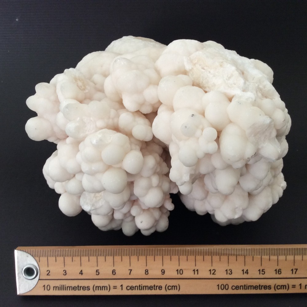 Large aragonite cluster - White botryoidal formation - Spain - 17.5cm/7''