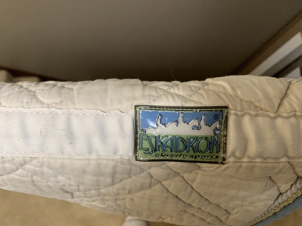 eskadron saddle pad