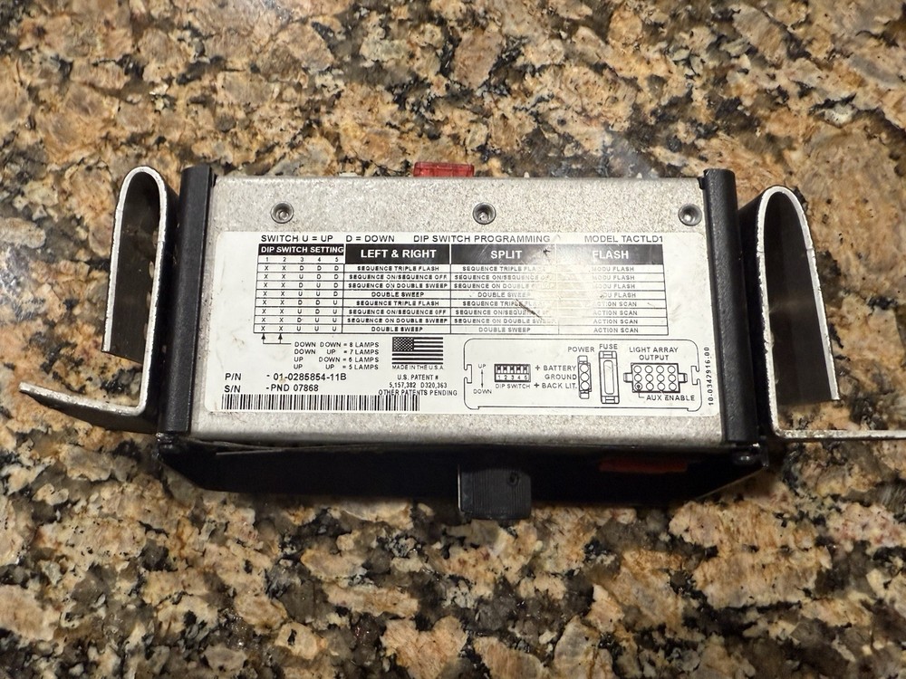 Whelen Traffic Advisor | 01-0285854-11B