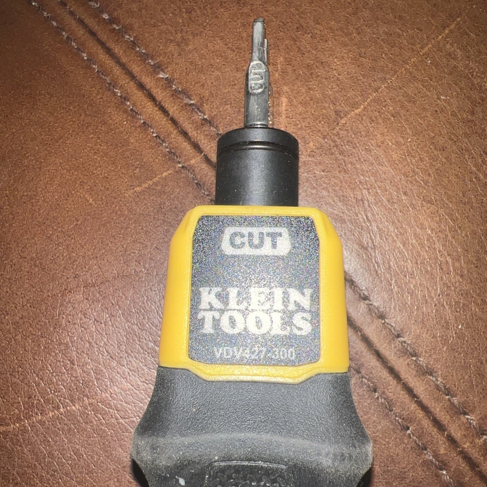 Klein Tools VDV427-300 Impact Punchdown Tool 66/110 Blade