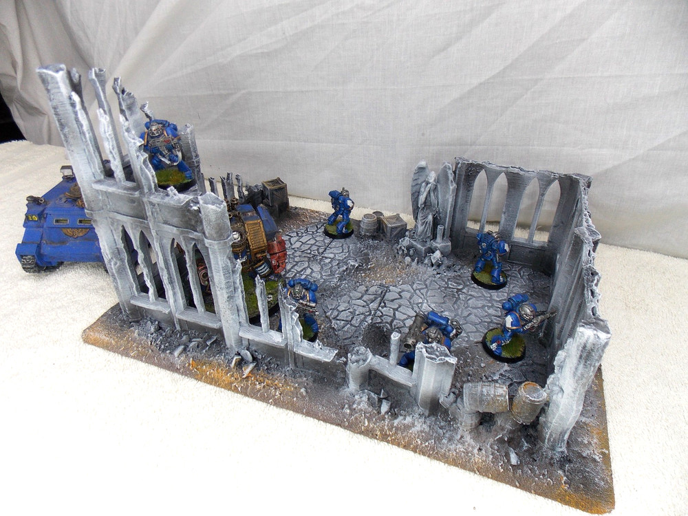 WARGAMING TERRAIN PAINTED BUILDING