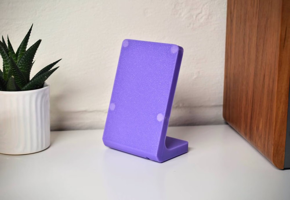 Playdate Magnetic Dock Stand - 3D Printed