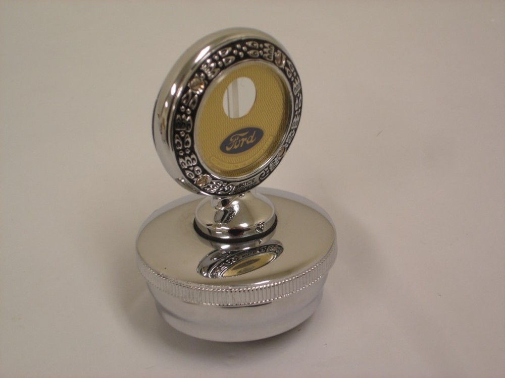1928 1929 Ford Model A Locking Junior Motometer Radiator Rad Cap CHROME